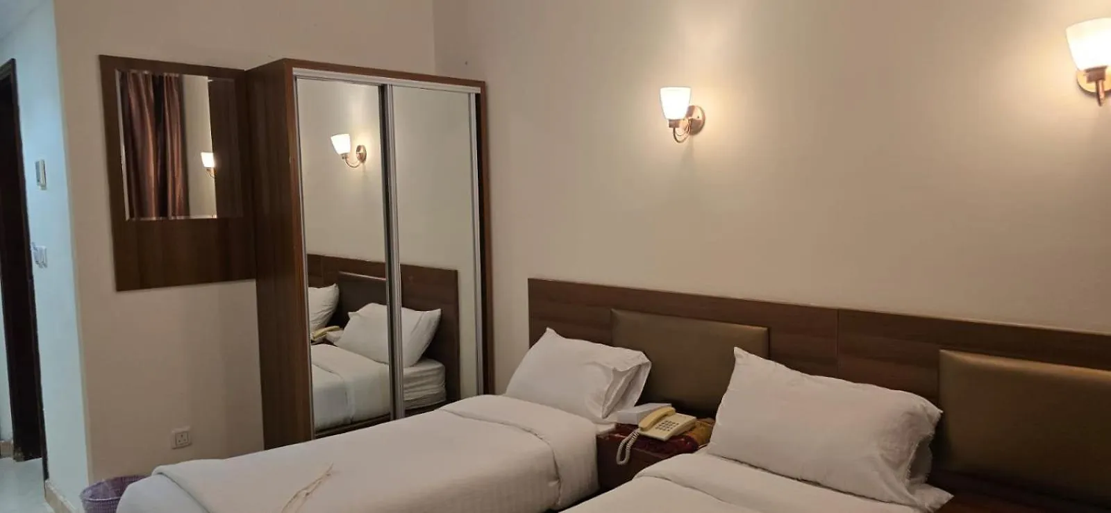 Hotel فندق تهليل